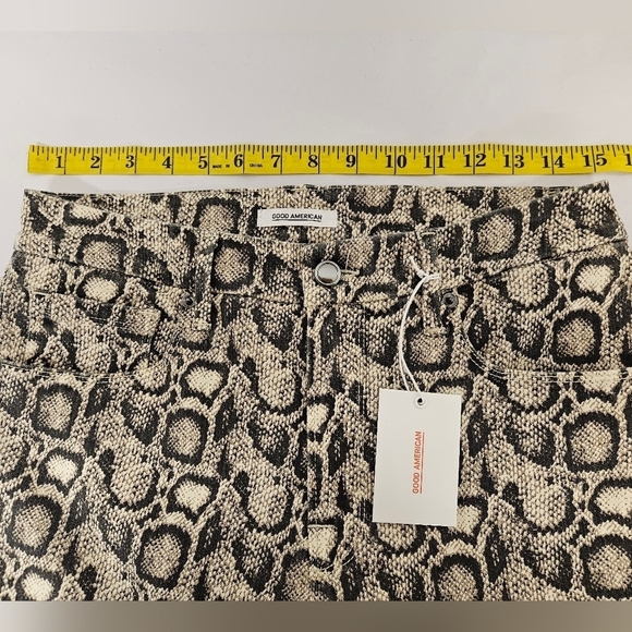 Good American Good Legs High Rise Snakeskin Jeans Sz 12 / 31 NWT - Picture 9 of 12